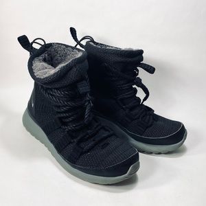 Nike Roshe Sneaker Boot 